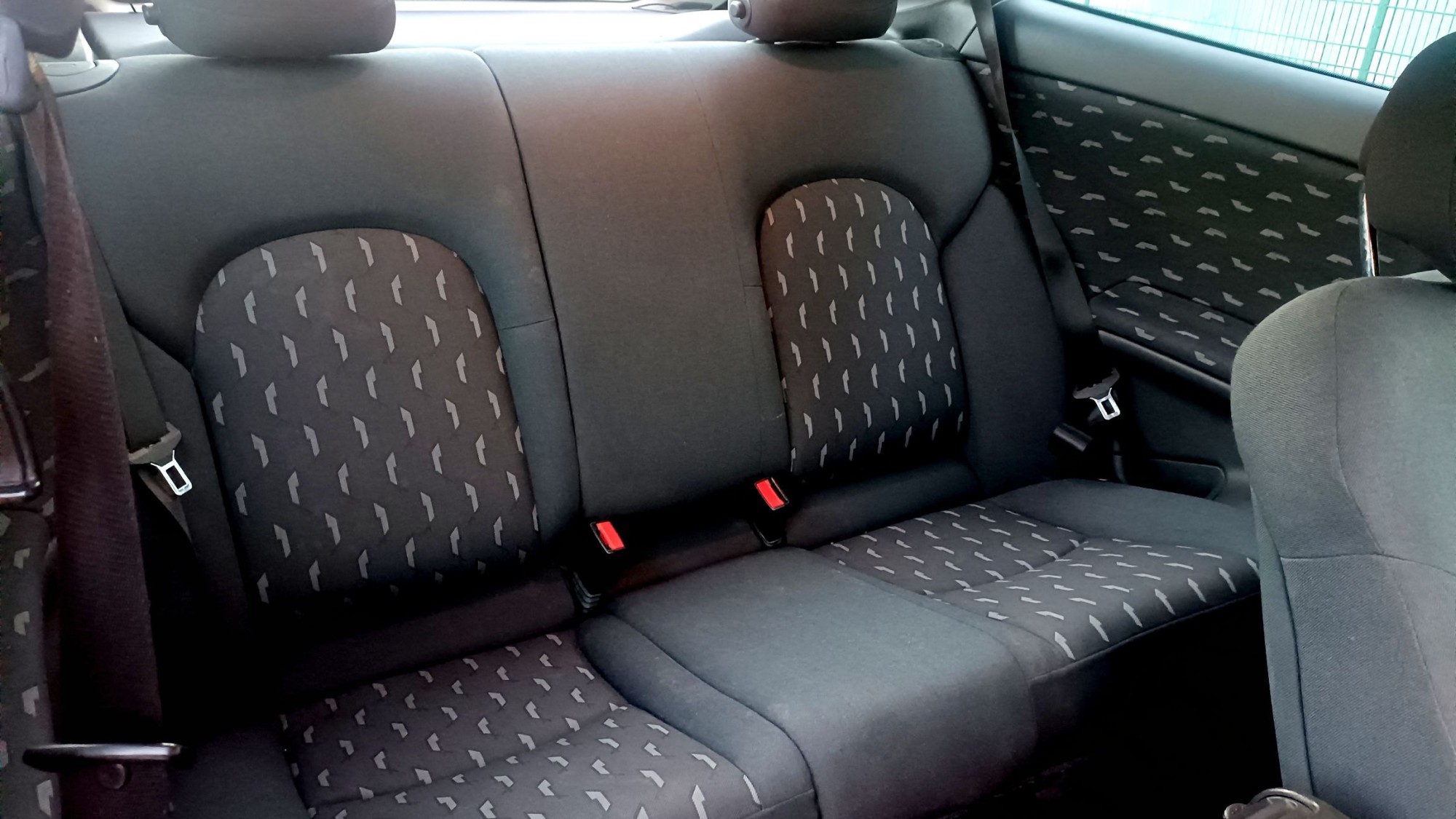 Mercedes C 180K — photo 8