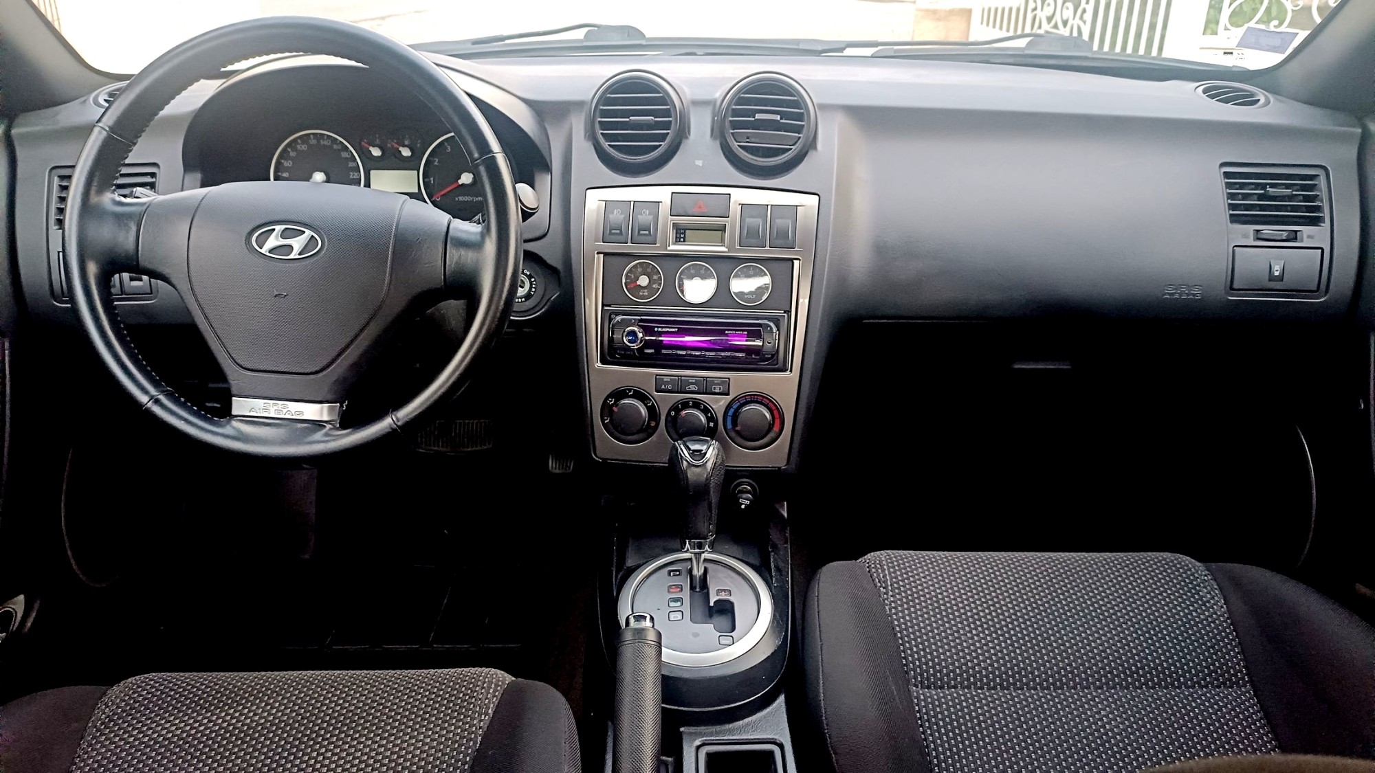 Hyundai COUPE 2.0 FX — photo 7