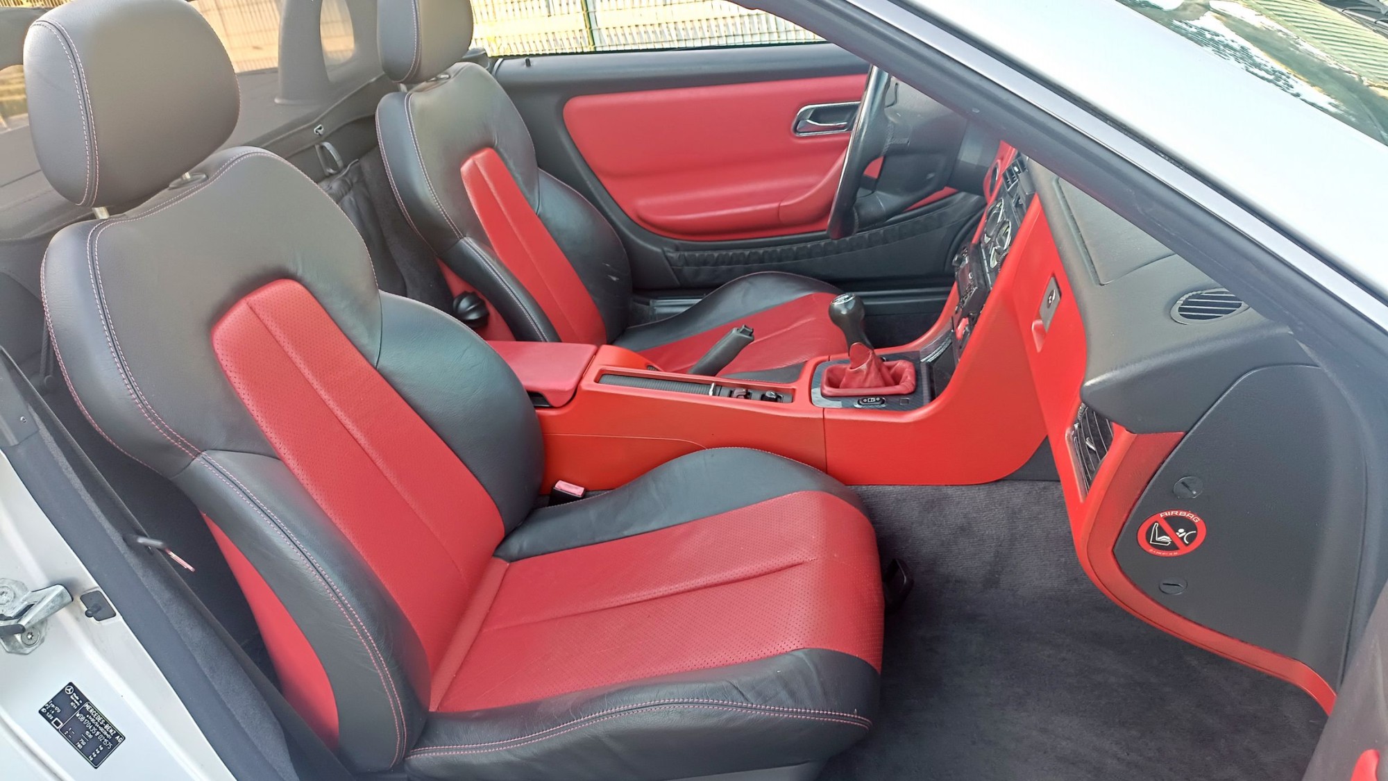 Mercedes SLK 200 — photo 9