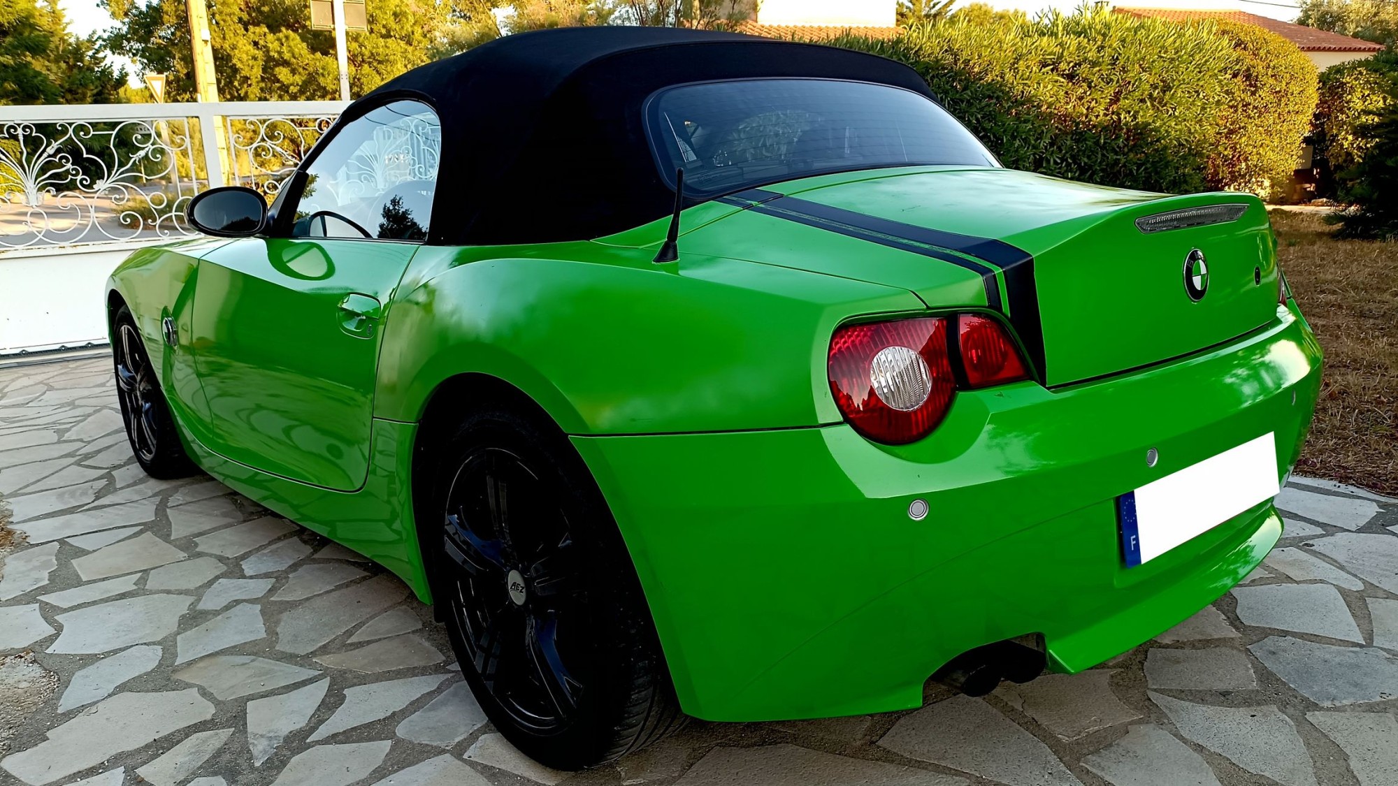 BMW Z4 — photo 9