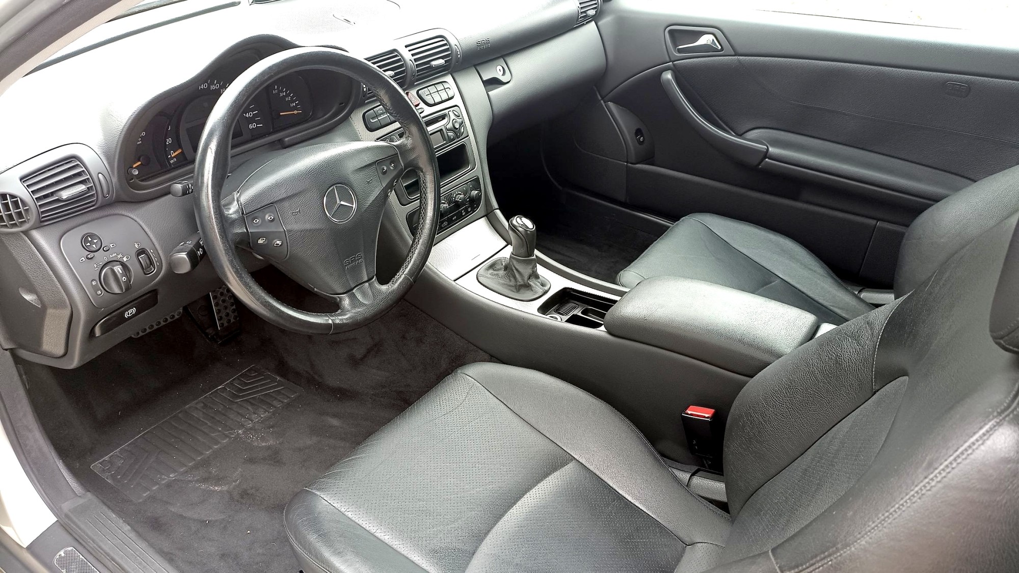 Mercedes C 230K — photo 7